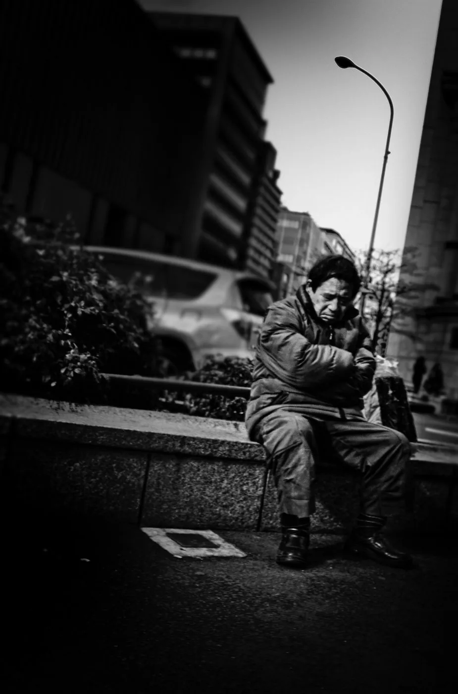 Kyoto, waiting — photograph by John Scott